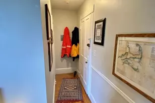 81 Mt Vernon St, Boston, MA 02108 - Photo 9