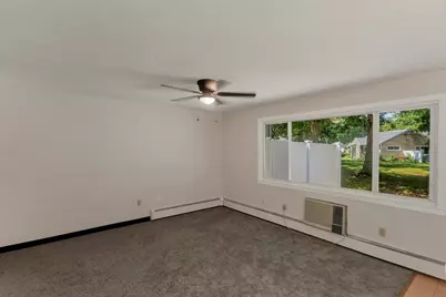 91 Partridge Ln #91, Chicopee, MA 01022 - Photo 3