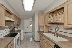 91 Partridge Ln, Chicopee, MA 01022 - Photo 7