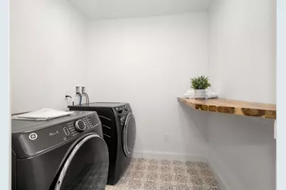 68 Barnard Avenue, Watertown, MA 02472 - Photo 21