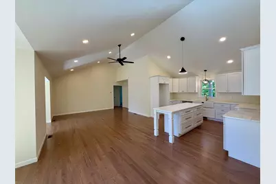 20 Highland Ave, West Boylston, MA 01583 - Photo 3
