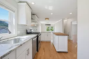 82 Putnam St, Winthrop, MA 02152 - Photo 19