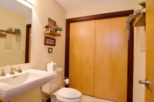 360 Pinehurst, East Longmeadow, MA 01028 - Photo 19