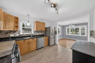 119 High St, North Andover, MA 01845 - Photo 7