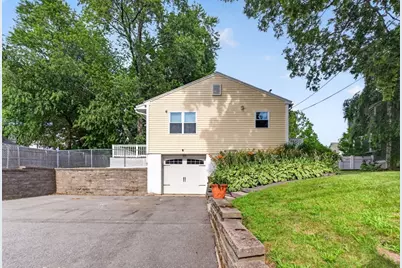 119 High St, North Andover, MA 01845 - Photo 5