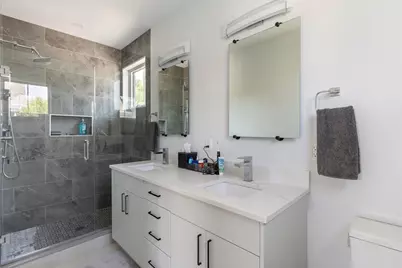 9 Jackson #9, Cambridge, MA 02140 - Photo 17