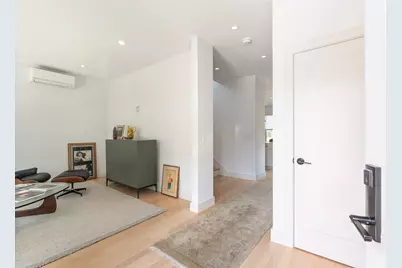 9 Jackson #9, Cambridge, MA 02140 - Photo 3