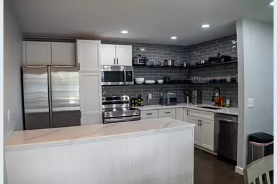 104 Johnson Rd #1105, Chicopee, MA 01022 - Photo 7