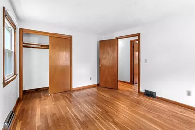 44 Deerfield Dr, Northampton, MA 01062 - Photo 15