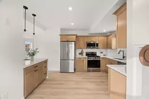 22 Starkey Ave, Attleboro, MA 02703 - Photo 5