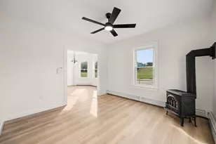 22 Starkey Ave, Attleboro, MA 02703 - Photo 11