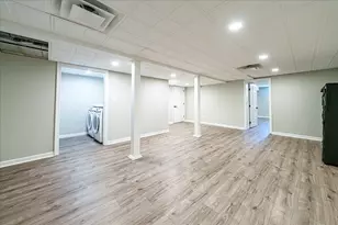 23 Taunton St, Bellingham, MA 02019 - Photo 17