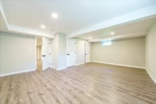 23 Taunton St, Bellingham, MA 02019 - Photo 17