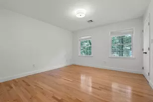 107 Rowe St, Newton, MA 02465 - Photo 23