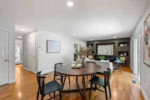107 Rowe St, Newton, MA 02465 - Photo 13