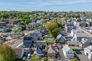 17 Estes St, Everett, MA 02149 - Photo 3