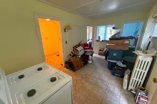 842 Church St, North Adams, MA 01247 - Photo 33