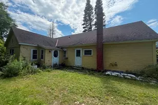 842 Church St, North Adams, MA 01247 - Photo 3
