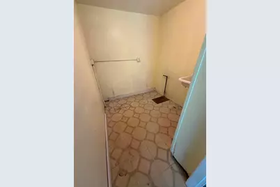 842 Church St, North Adams, MA 01247 - Photo 31