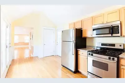 9 G St, Boston, MA 02127 - Photo 9