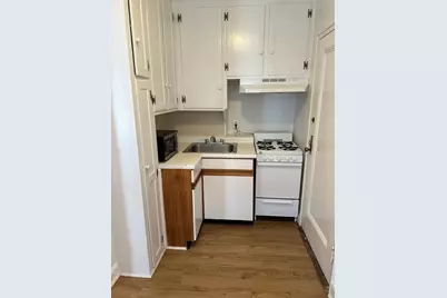 24 Concord Ave #405, Cambridge, MA 02138 - Photo 9