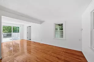 56 Lincoln Ave, South Hadley, MA 01075 - Photo 11