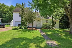56 Lincoln Ave, South Hadley, MA 01075 - Photo 1