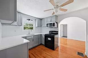 56 Lincoln Ave, South Hadley, MA 01075 - Photo 17
