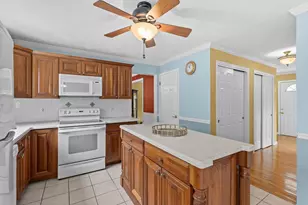 799 Hanover St, Hanover, MA 02339 - Photo 9