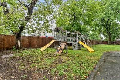 2 Hacker Ct, Worcester, MA 01603 - Photo 29