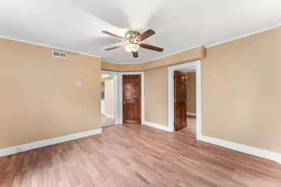 2 Hacker Ct, Worcester, MA 01603 - Photo 13