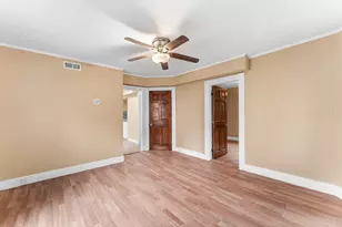 2 Hacker Ct, Worcester, MA 01603 - Photo 13