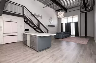 950 Broadway, Chelsea, MA 02150 - Photo 3