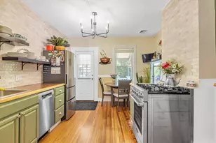 109 Sheridan St, Boston, MA 02130 - Photo 9