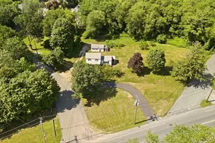22 Hathaway Rd, Dartmouth, MA 02747 - Photo 37