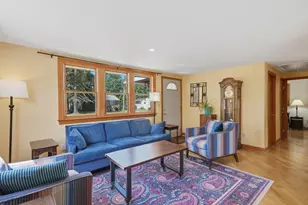 172 Bedford Rd, Woburn, MA 01801 - Photo 3