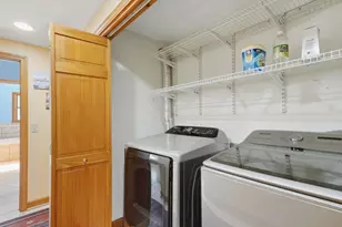 172 Bedford Rd, Woburn, MA 01801 - Photo 21