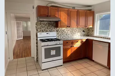 38 Hemlock St. #2, Arlington, MA 02474 - Photo 3