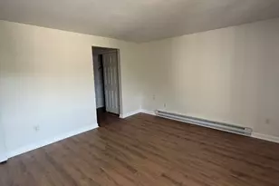 11 Gibbs St, Worcester, MA 01607 - Photo 5