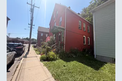 7 Park St, Chicopee, MA 01013 - Photo 3