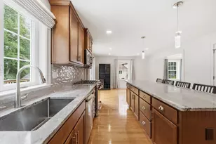 25 4th Ave, Billerica, MA 01821 - Photo 11