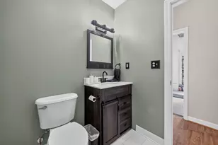 52 Lawrence Dr, Lowell, MA 01854 - Photo 19