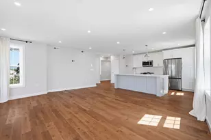 18-20 Crestway Rd, Boston, MA 02128 - Photo 5