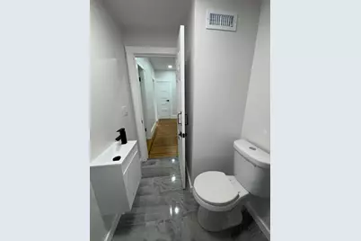 86 Amherst St, Springfield, MA 01109 - Photo 21