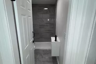 86 Amherst St, Springfield, MA 01109 - Photo 19