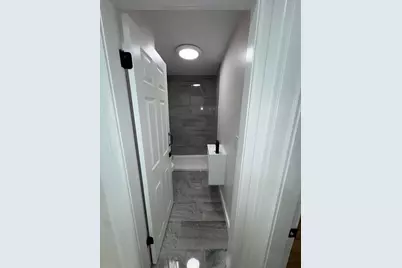 86 Amherst St, Springfield, MA 01109 - Photo 19