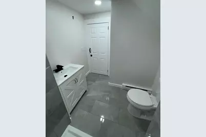 86 Amherst St, Springfield, MA 01109 - Photo 15