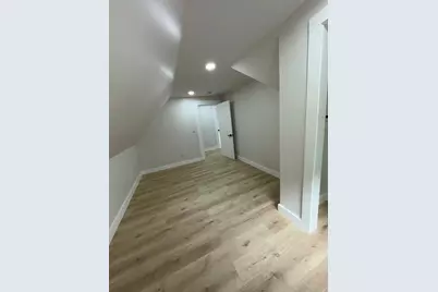 86 Amherst St, Springfield, MA 01109 - Photo 13