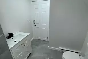 86 Amherst St, Springfield, MA 01109 - Photo 15