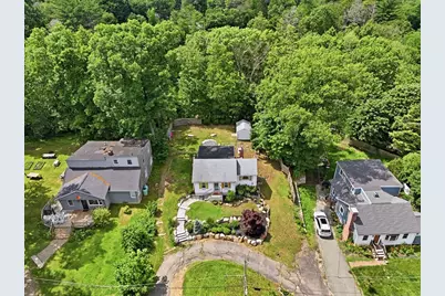 27 Leigh Rd, Hamilton, MA 01982 - Photo 35